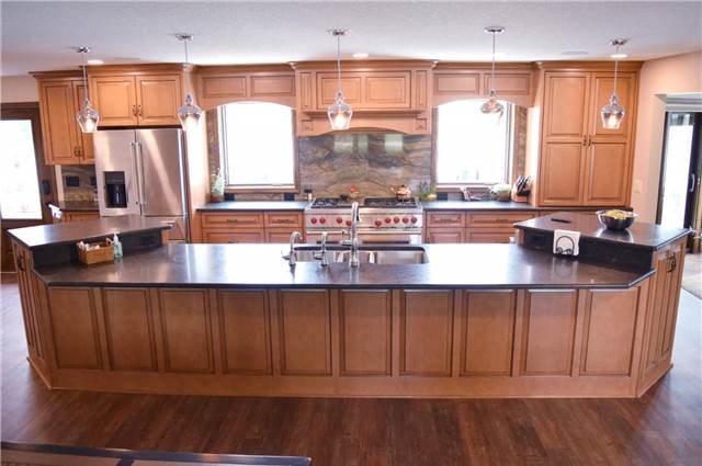 Maple - stained and glazed - granite countertops